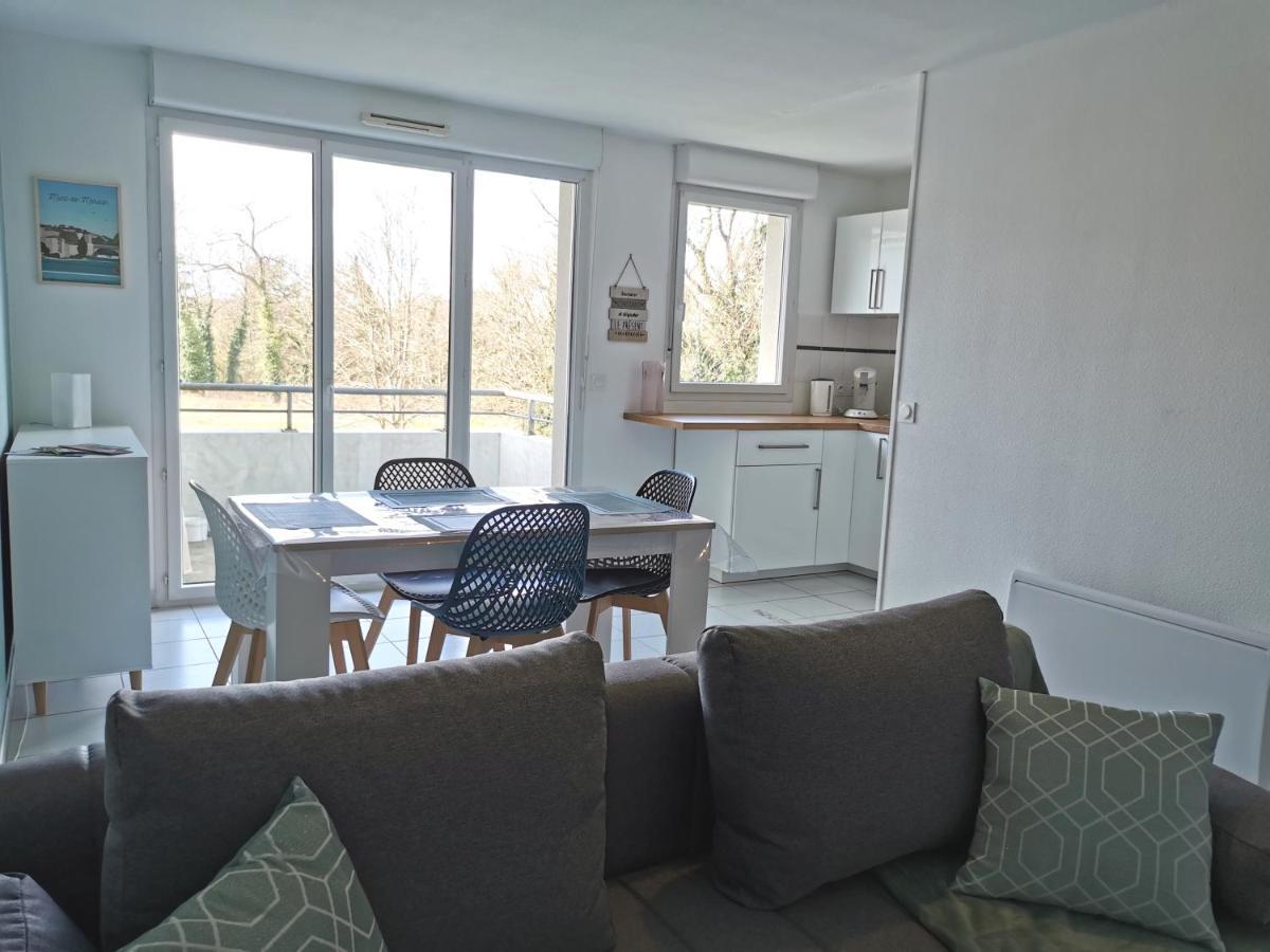 Beau T2 Bien Equipe Au Calme! ! Apartment Saint-Pierre-du-Mont  Exterior photo